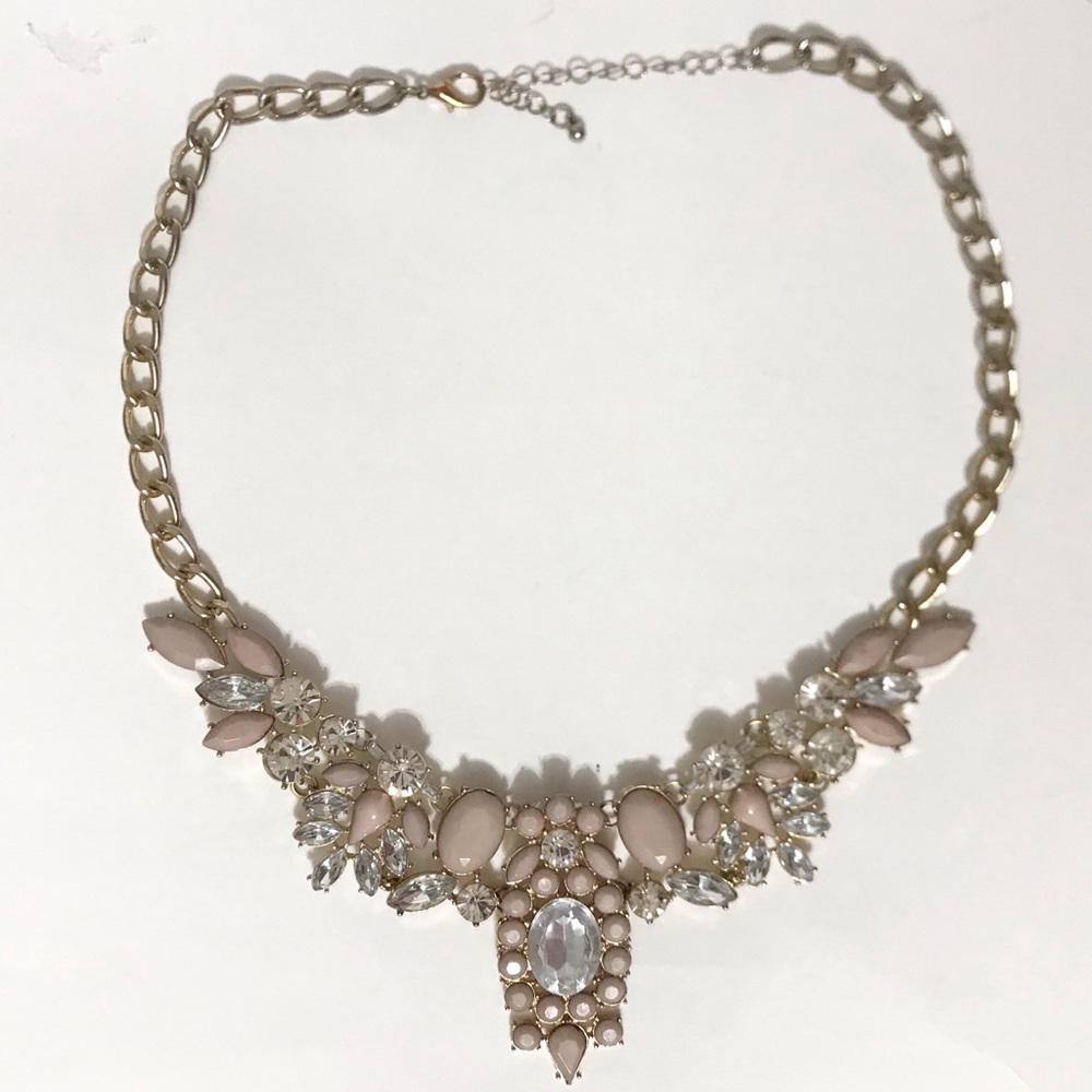 ✨2/$20 🌸 Pink Stone Statement Necklace